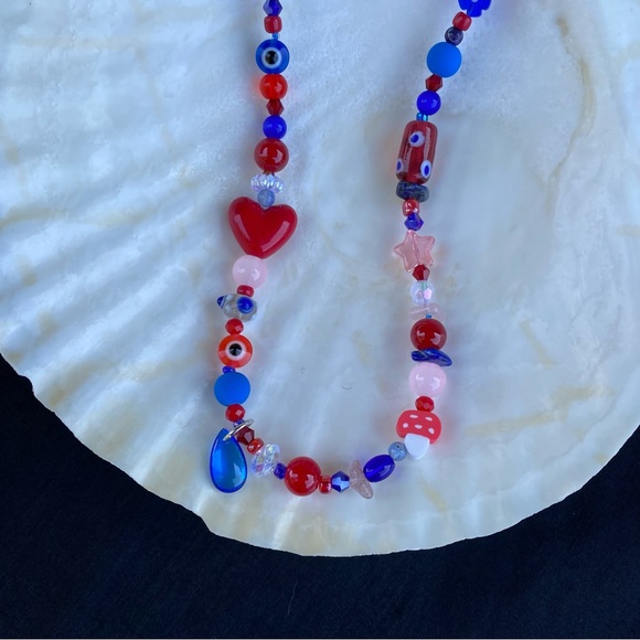American Dreaming Red Blue Pink Beaded Necklace Silver Heart Flowers Stone Star - Picture 6 of 11